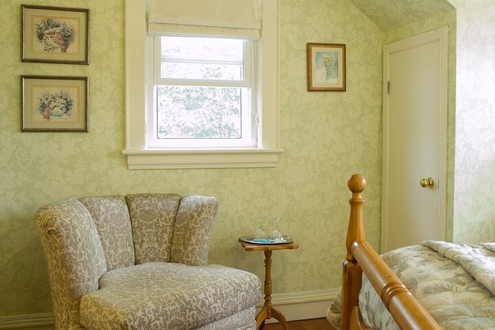 Room 28 of 50