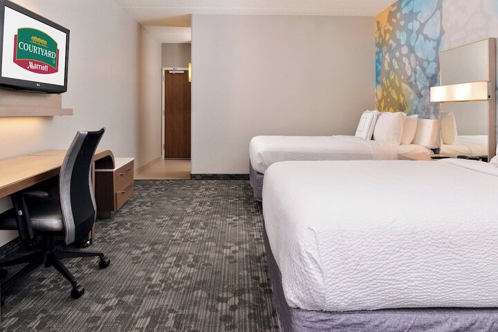 Room 14 of 30