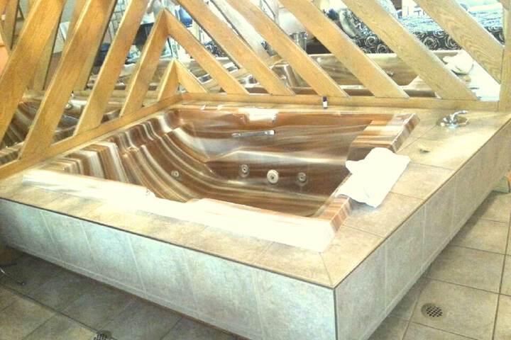 Hot Tub 40 of 41