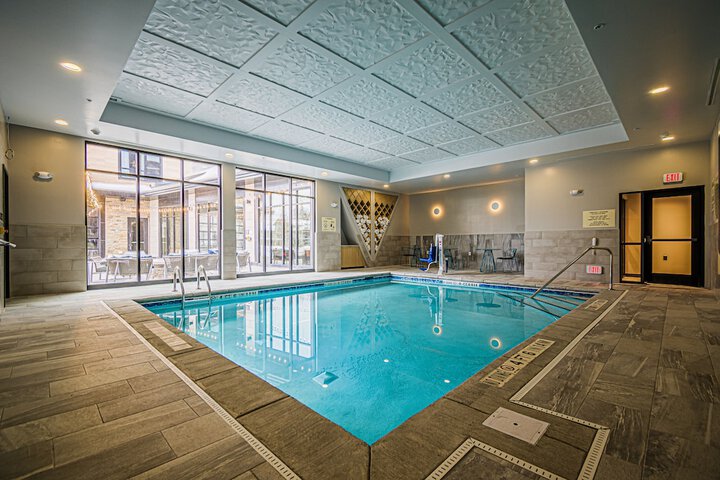 Pool 10 of 118