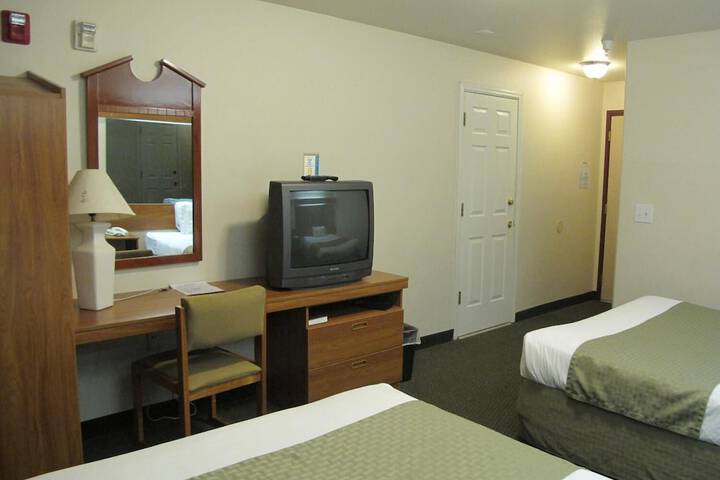Room 14 of 30