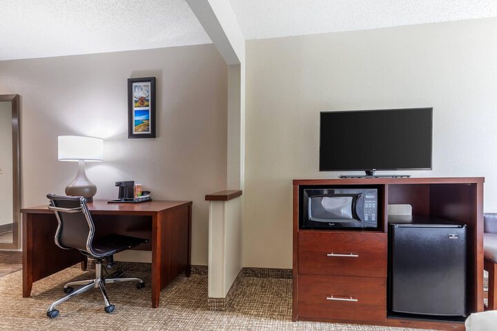 Comfort Inn & Suites Temple - Medical Center