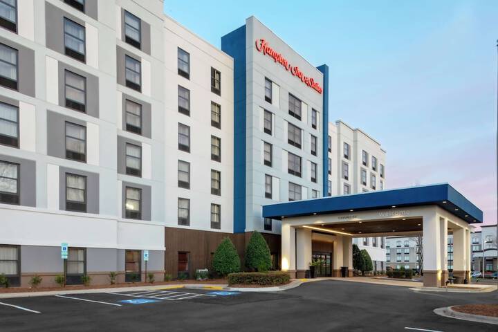 Hampton Inn & Suites Concord / Charlotte