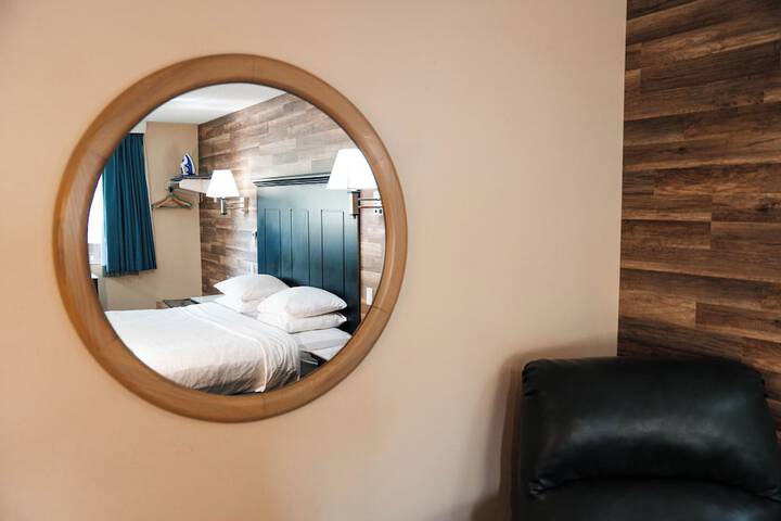 Room 85 of 142