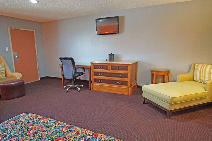 Room 44 of 47