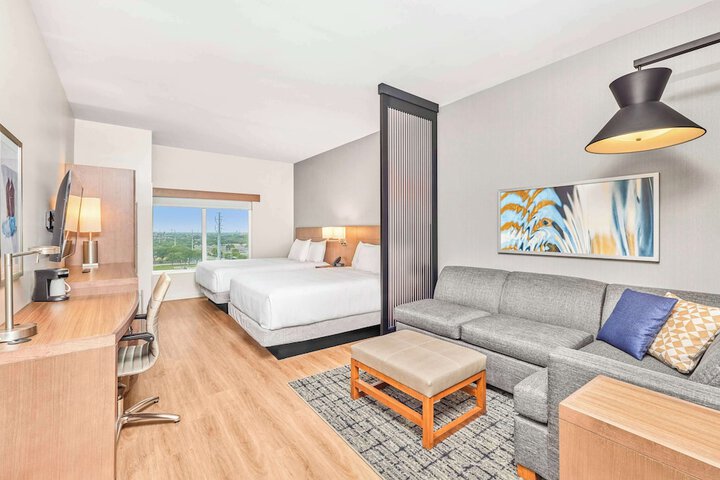 Room 16 of 29