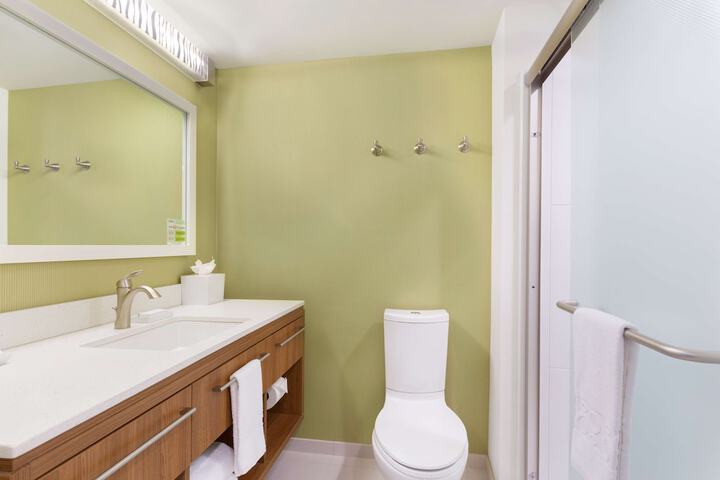 Room 15 of 31