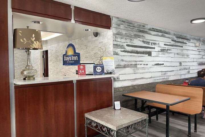 Days Inn by Wyndham Port Charlotte / Punta Gorda