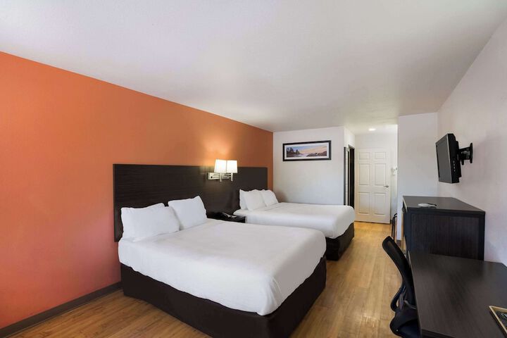 Room 38 of 46
