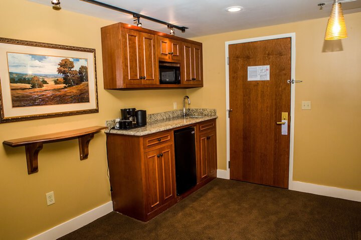 Jackson Park Inn an Ascend Collection Hotel