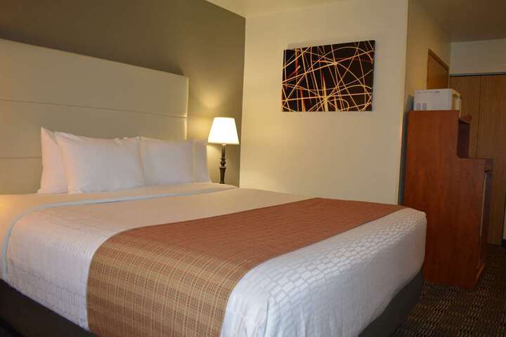 Colony Inn (formerly Best Western PLUS Colony Inn)
