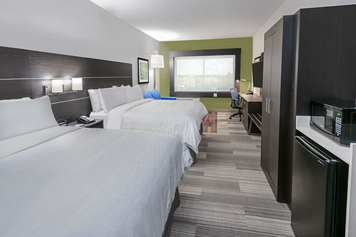 Room 43 of 58