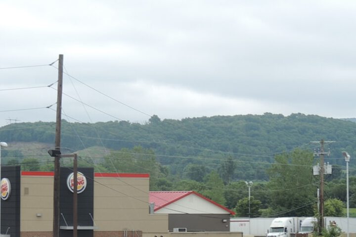 Super 8 by Wyndham Mifflinville Near Bloomsburg