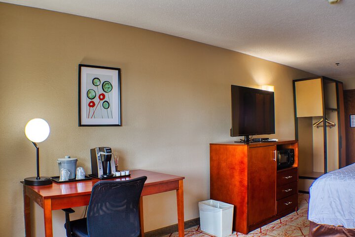 Room 28 of 75