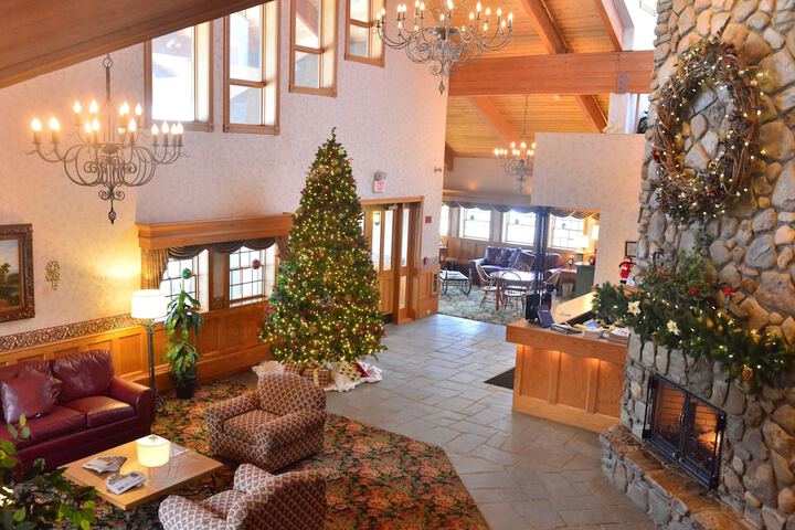 Hotel Interior 25 of 65
