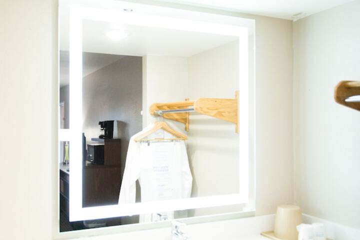 Room 44 of 65