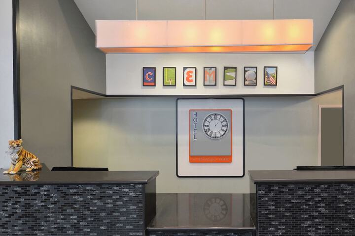 Hotel Interior 16 of 40