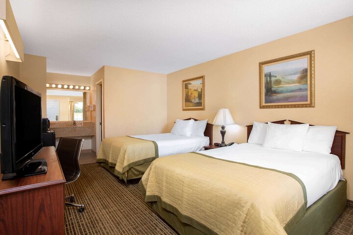 Room 20 of 26