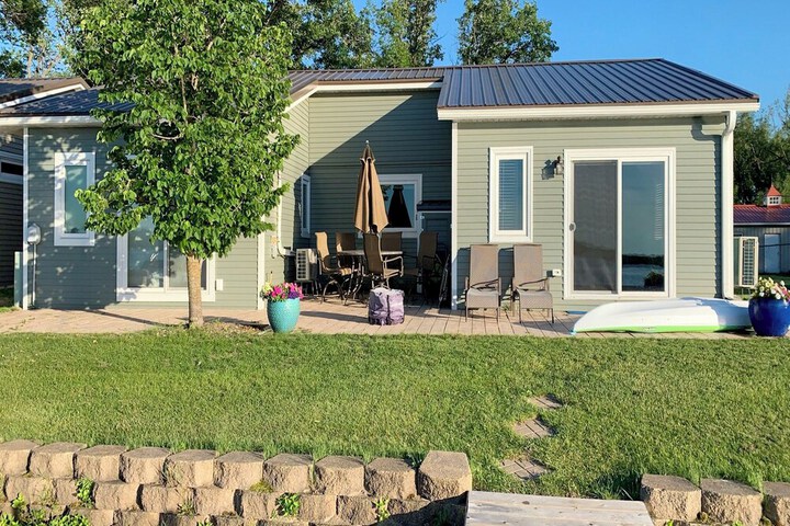 The Lakefront Home - 5 Minutes From Detroit Lakes!