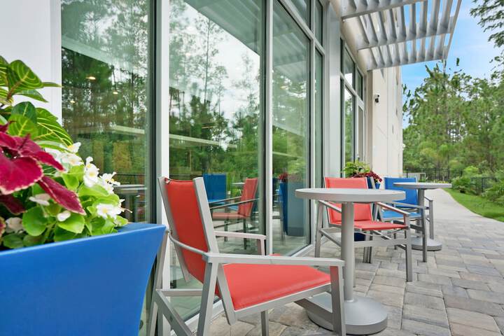 Terrace/Patio 55 of 56