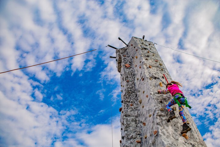 Outdoor Activities 53 of 56