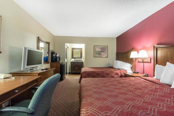Room 29 of 39