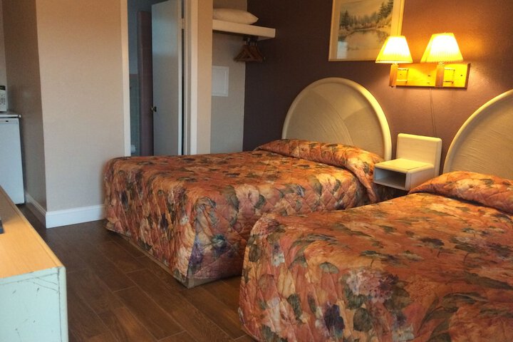 Room 21 of 72