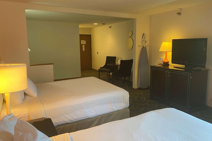 Room 14 of 20