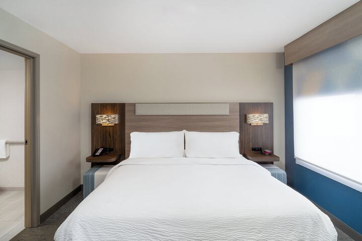 Holiday Inn Express Hotel & Suites Bozeman West by IHG