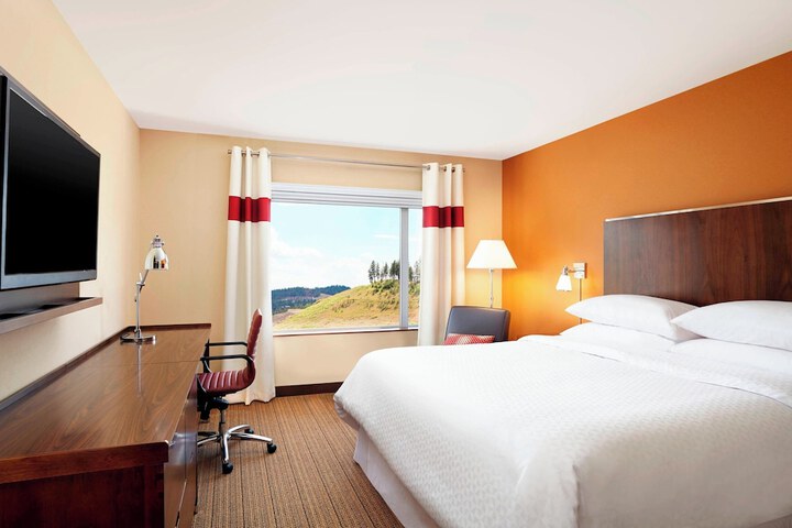 Four Points by Sheraton Kelowna Airport