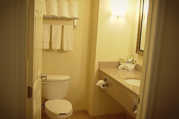 Room 8 of 25