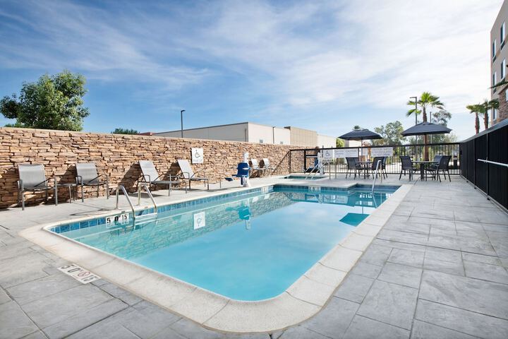 Pool 3 of 25