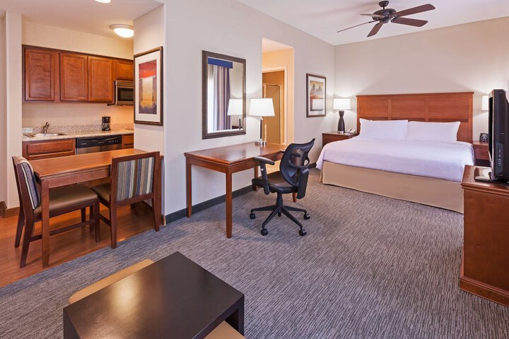 Room 33 of 50