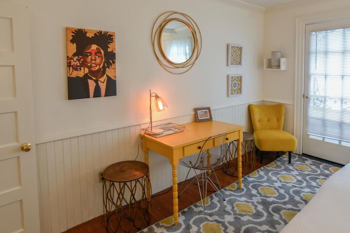 Room 33 of 50