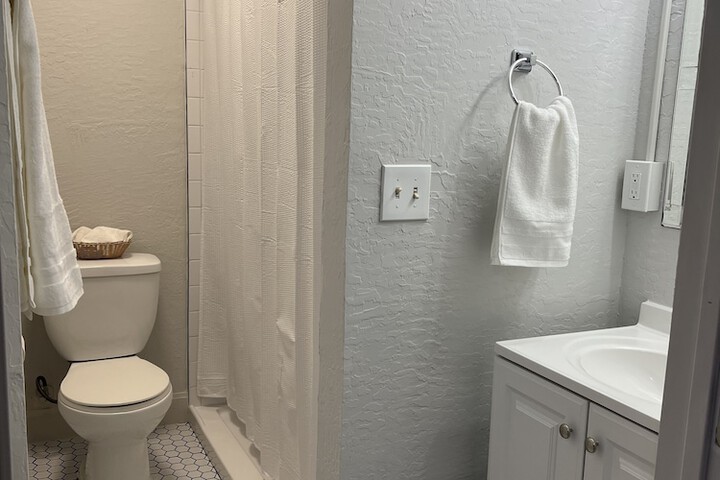 Room 15 of 26