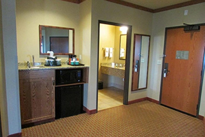 Room 20 of 49