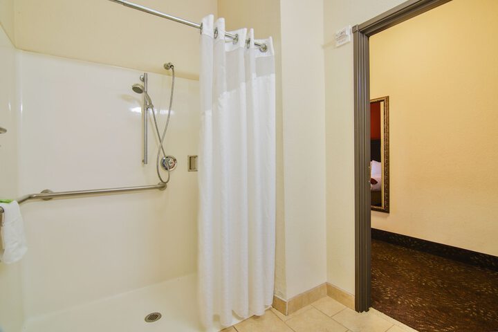 Room 21 of 44
