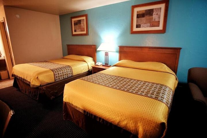Room 26 of 32