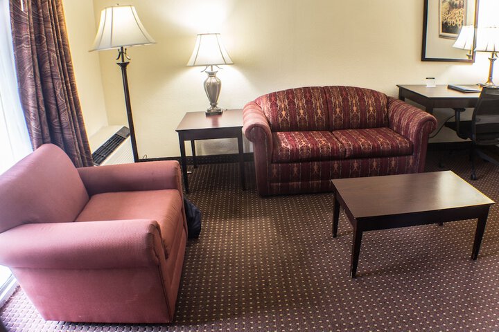 Room 18 of 64
