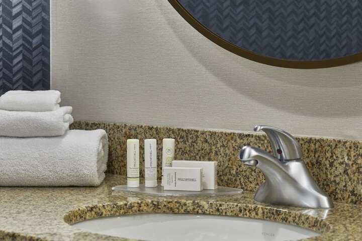 Fairfield Inn & Suites by Marriott Albany Airport