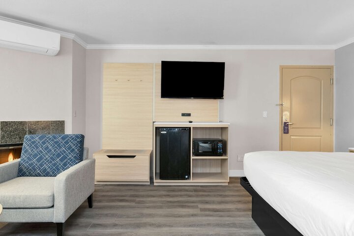 Room 49 of 54