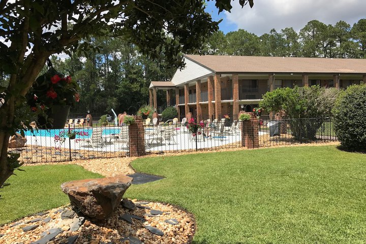Pool 17 of 92