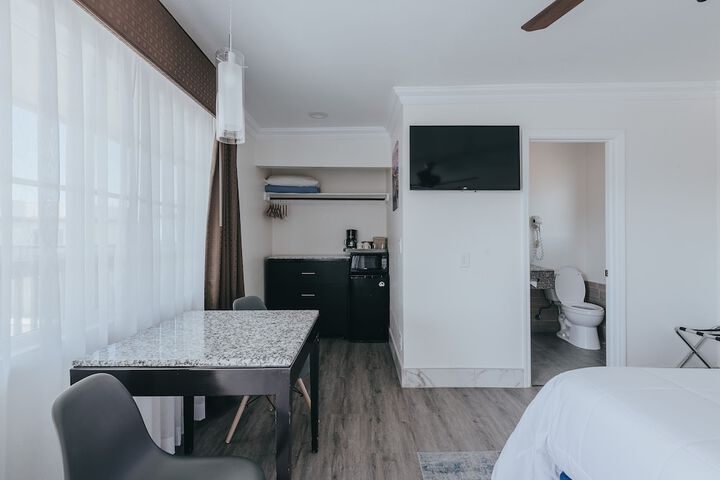 Room 45 of 112