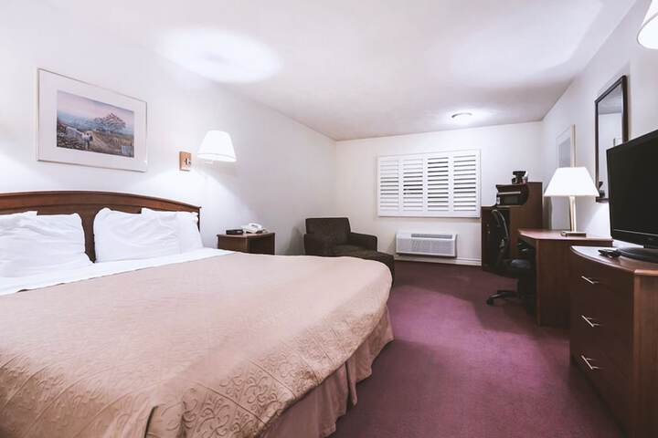 Room 14 of 19