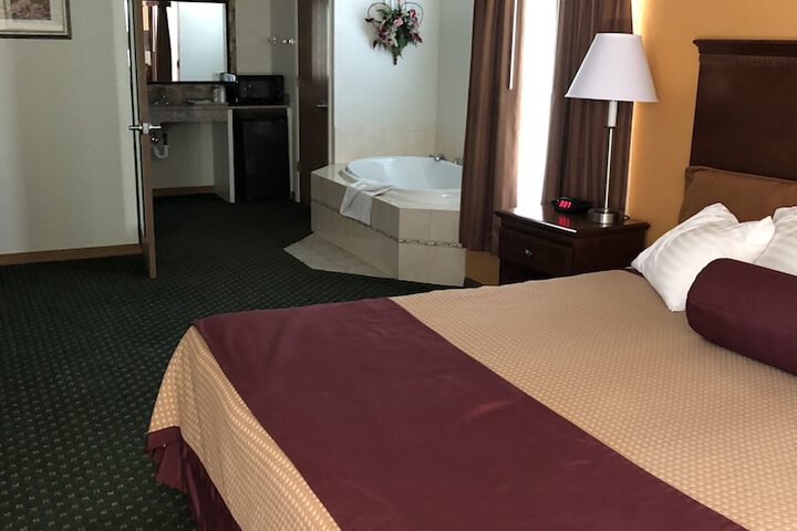 Room 26 of 47