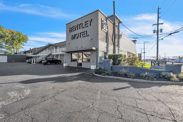 Bentley motel