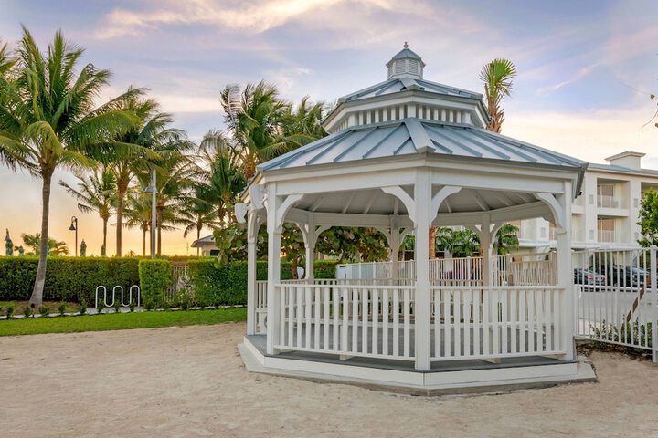 Courtyard by Marriott Faro Blanco Resort Marathon Florida Keys