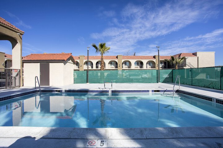 Pool 8 of 36