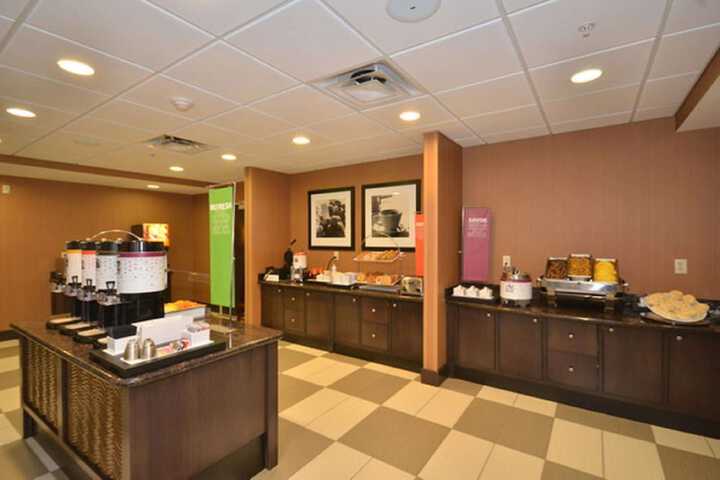 Hampton Inn & Suites Tulsa / Catoosa