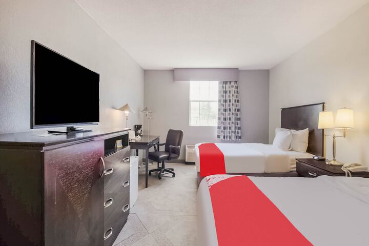 Room 12 of 49